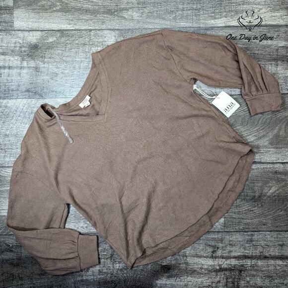 A.n.a Long Sleeve Ribbed V Neck Top Size S - Picture 1 of 5